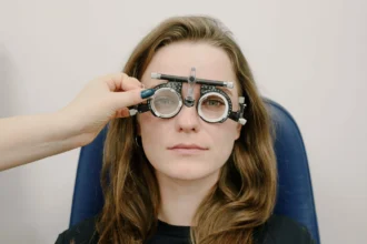 Ophthalmologists vs. Optometrists: Who to Visit for Your Vision Care
